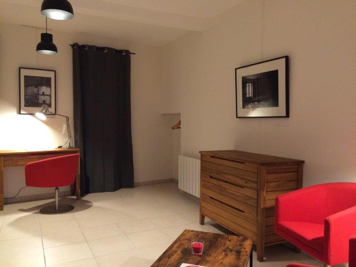 Le Studio Du Chateau Auriac-sur-Vendinelle Zewnętrze zdjęcie